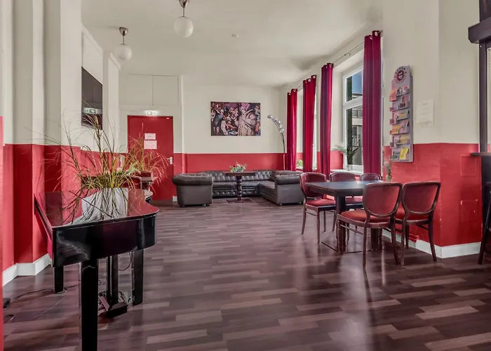 Ballhaus BerlinHostal